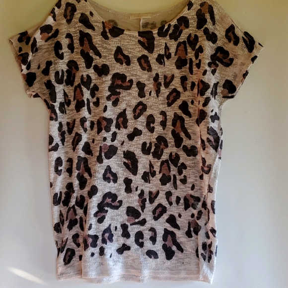 Luna Chic Leopard Short Sleeve Knit Shirt - Picture 1 of 3